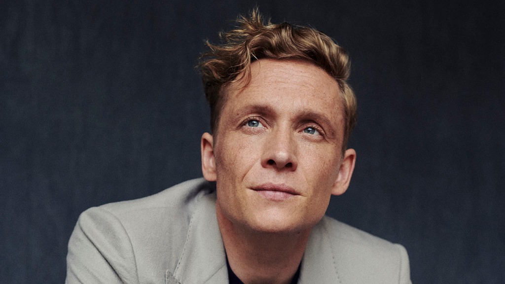 Army of Thieves (2021): Story, Cast, Release Date, Budget, Collection, Review, Ratings & More Matthias Schweighöfer as Ludwig Dieter/Sebastian Schlencht-Wöhnert