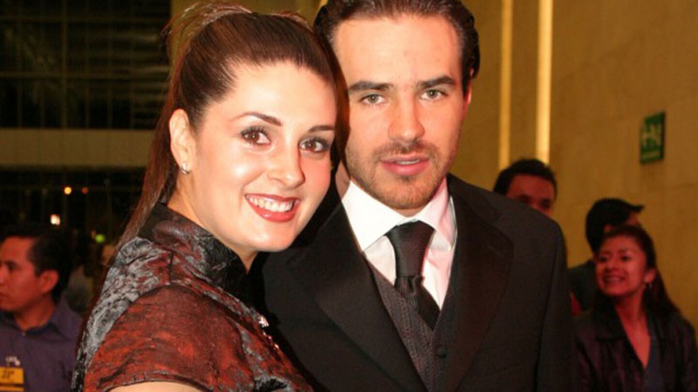 Mayrín Villanueva Biography, Height, Weight, Age, Movies, Husband ...