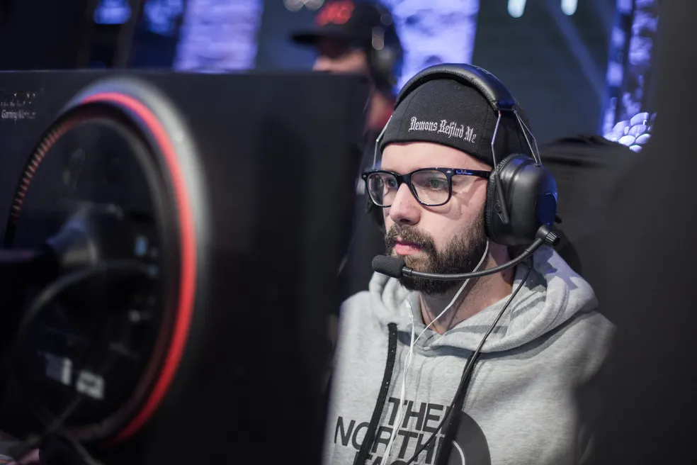 Mch Biography Height Weight Age Stats Wife Salary Net Worth More