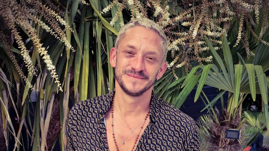 Michaël Erpelding as Atlantian Pilot