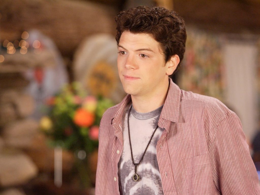 Michael Seater Biography, Height, Weight, Age, Movies, Wife, Family, Salary, Net Worth, Facts & More