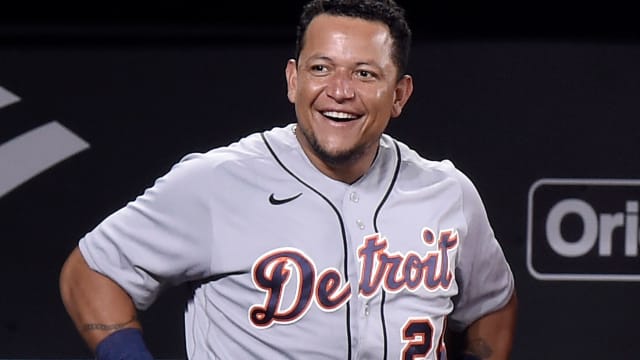Miguel Cabrera Biography, Height, Weight, Age, Stats, Wife, Salary, Net Worth & More