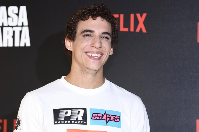 Money Heist: Review, Story, Cast, Episodes, Release Date, Budget & More Miguel Herrán as Aníbal Cortés (Rio)