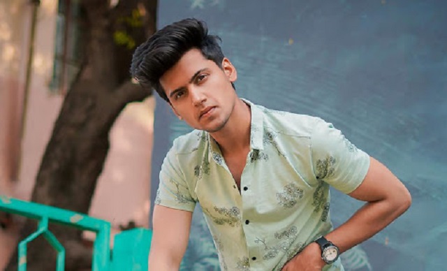 Mohak Narang Biography, Height, Weight, Age, Instagram, Girlfriend, Family, Affairs, Salary, Net Worth, Facts & More