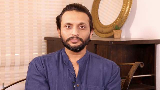 Mohammed Zeeshan Ayyub as Narayan Lal Tiwari