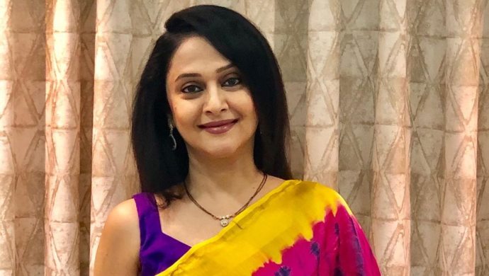 Mrinal Kulkarni as Laxmi Dutt
