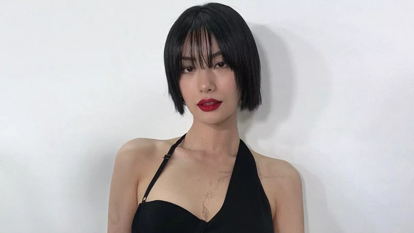 Mask Girl: Review, Story, Cast, Episodes, Release Date, Budget & More Nana as Kim Mo-mi/A-reum