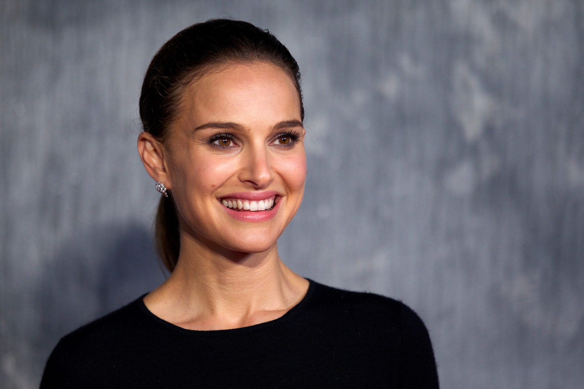 Natalie Portman Biography, Height, Weight, Age, Movies, Husband, Family ...