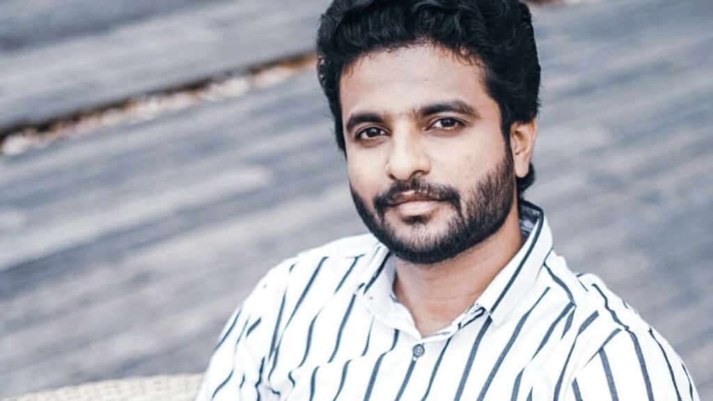 Neeraj Madhav as Monichan