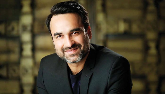  Pankaj Tripathi as Babbal "Babulal" Singh