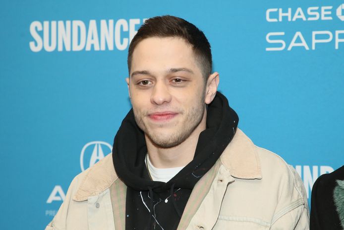 Pete Davidson Biography, Height, Weight, Age, Movies, Wife, Family, Salary, Net Worth, Facts & More