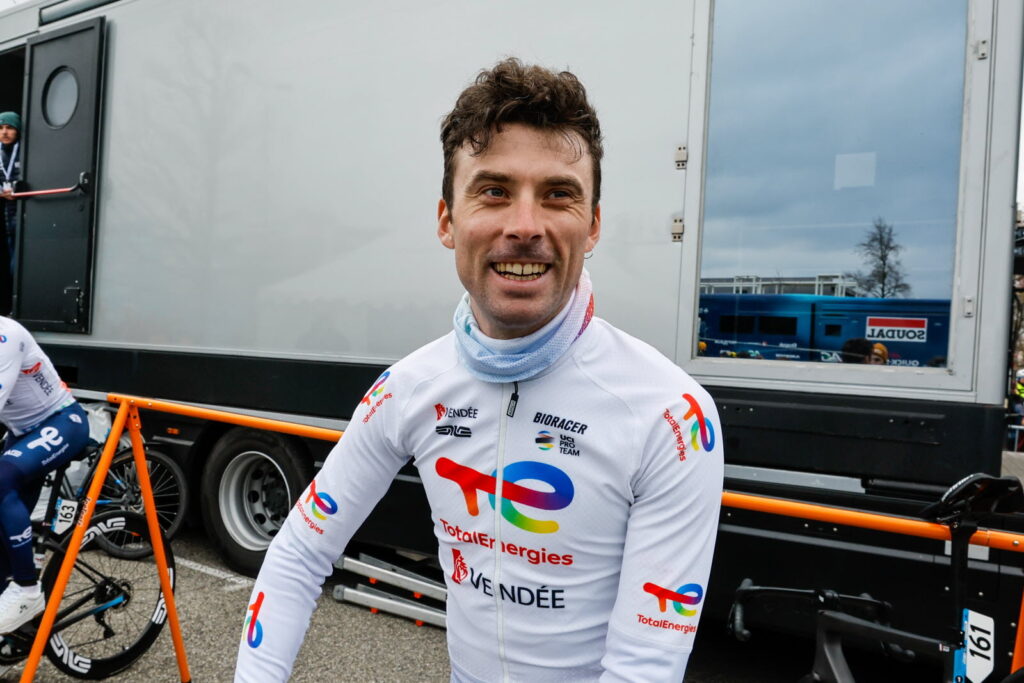 Pierre Latour Biography, Height, Weight, Age, Stats, Wife, Salary, Net Worth & More Pierre Latour Biography, Height, Weight, Age, Stats, Wife, Salary, Net Worth & More