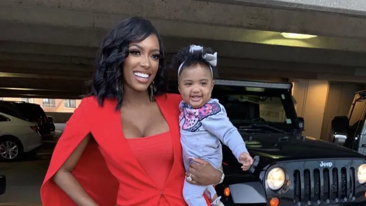 PorPorsha Williams With Her Daughter