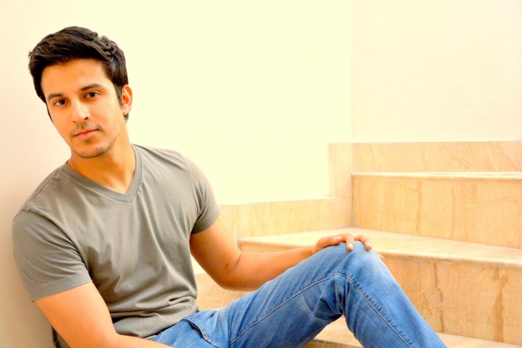 Pranay Panchauri as Sachin Ghatge
