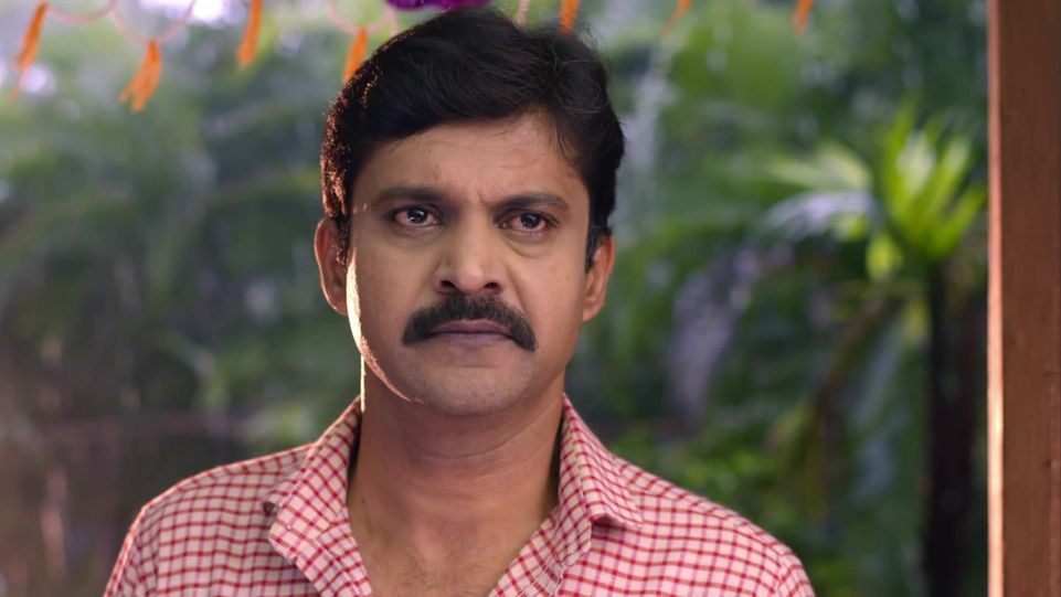 Pratish Vora as Ashok Tripathi