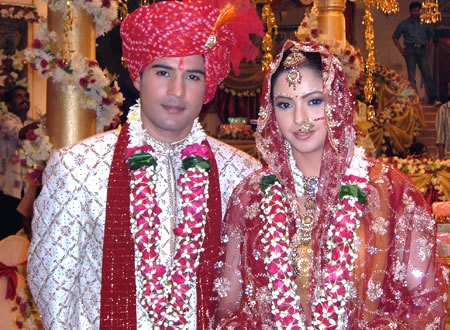 Rajeev Khandelwal With Manjiri Kamtikar