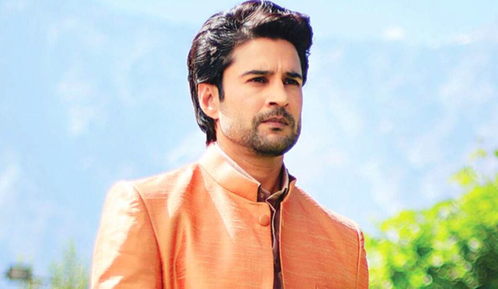 Rajeev Khandelwal as Chef Vikram Singh Chauhan