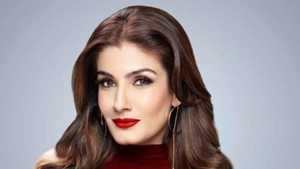 Raveena Tandon as Kasturi Dogra