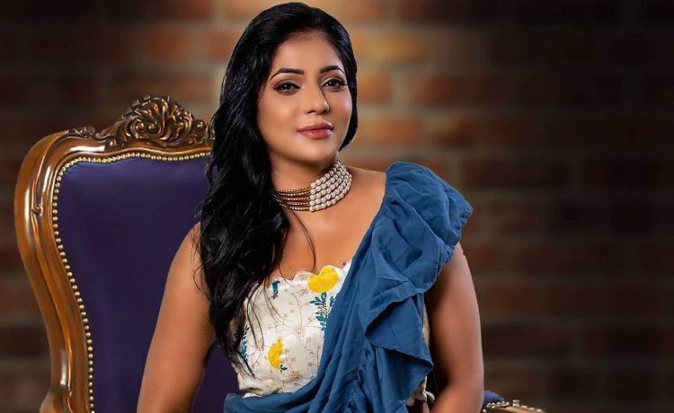 Reshma Pasupuleti Biography, Height, Age, TV Serials, Husband, Family, Salary, Net Worth, Awards, Photos, Facts & More