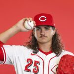 Rhett Lowder Biography Height Weight Age Stats Wife Salary Net Worth More