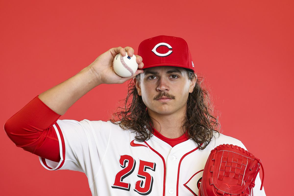 Rhett Lowder Biography Height Weight Age Stats Wife Salary Net Worth More