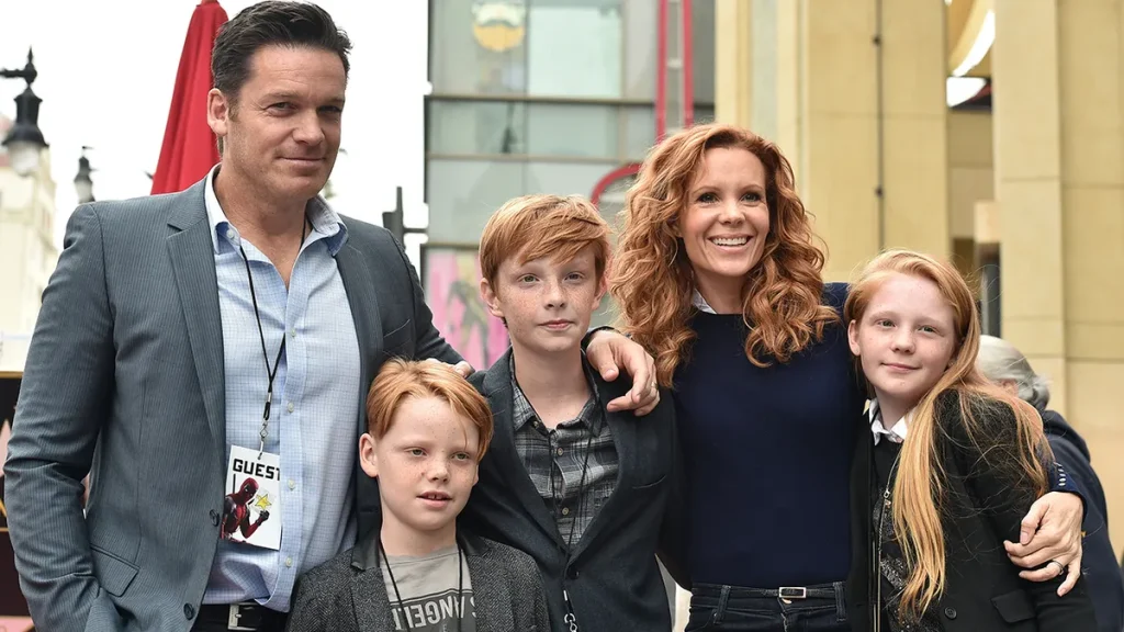 Robyn Lively With Her Children