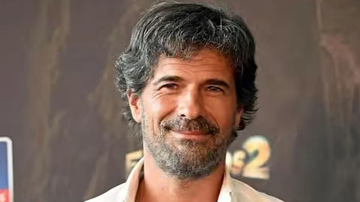 El ministerio del tiempo: Review, Story, Cast, Episodes, Release Date, Budget & More Rodolfo Sancho as Julián Martínez