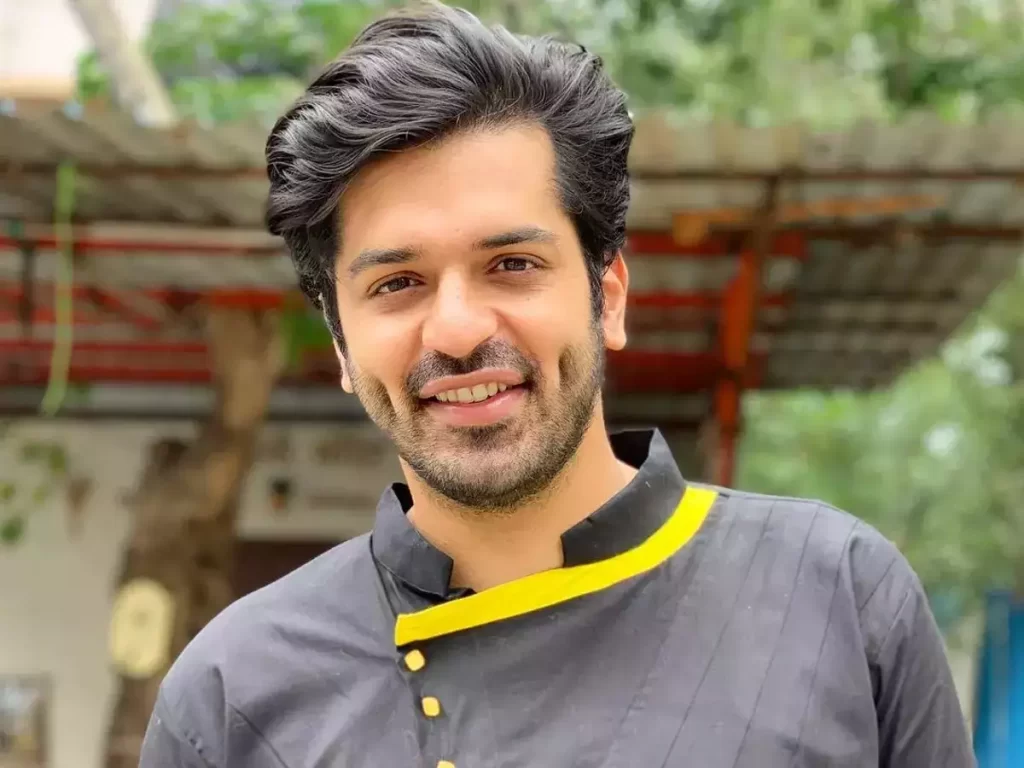 Rohan Gandotra as Sepoy Karan Yadav