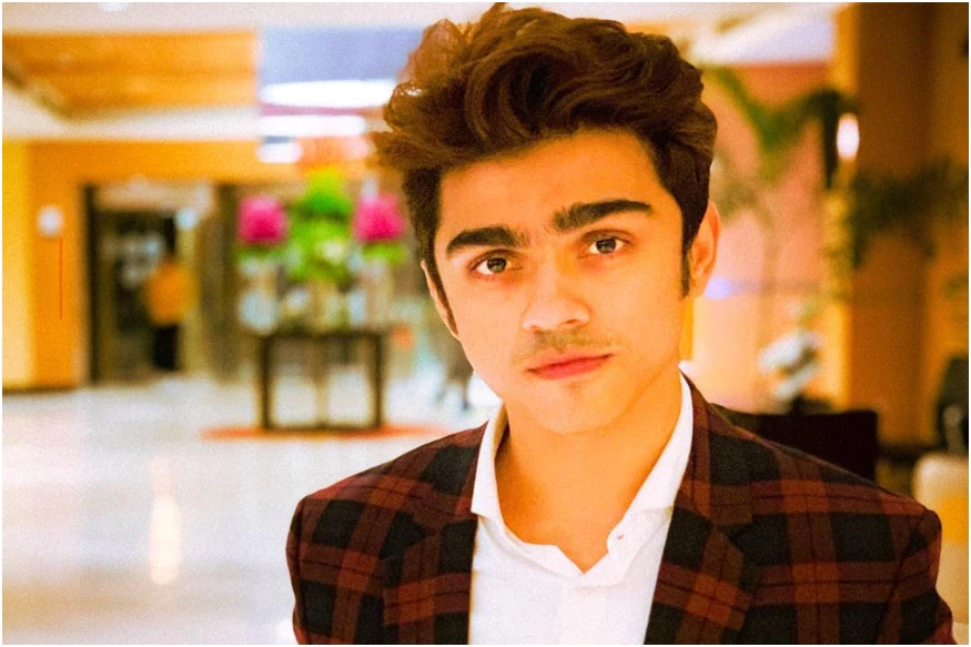 Rohan Shah as Nikhil