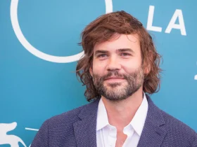 Rossif Sutherland Biography Height Weight Age Movies Wife Family Salary Net Worth Facts More