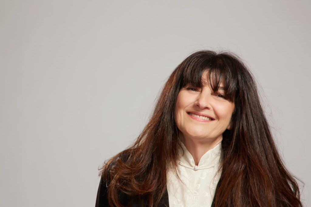 Julia Full Movie Analysis: Story, Cast, Release Date, Budget, Box Office Collection, Review, Ratings & More Ruth Reichl