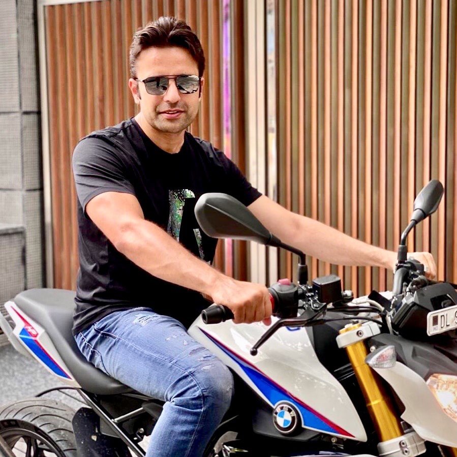 Sandeep Maheshwari With His Bike