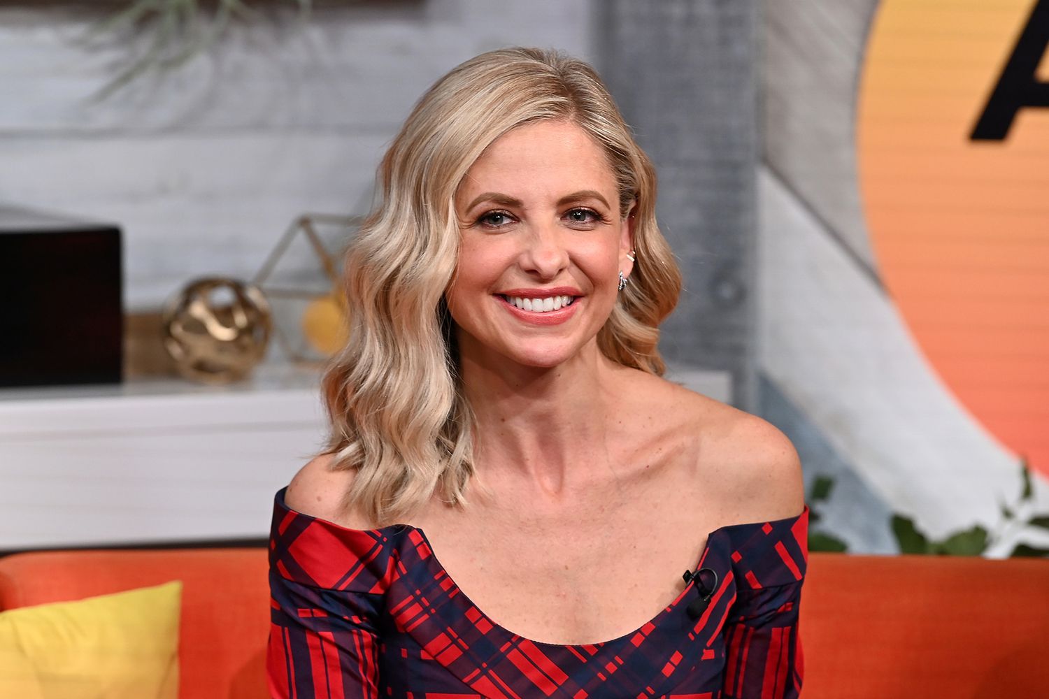 Sarah Michelle Gellar Biography Height Weight Age Movies Husband Family Salary Net Worth Facts More