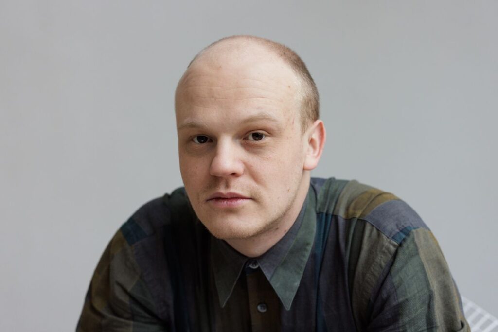 Biohackers: Review, Story, Cast, Episodes, Release Date, Budget & More Sebastian Jakob Doppelbauer as Ole