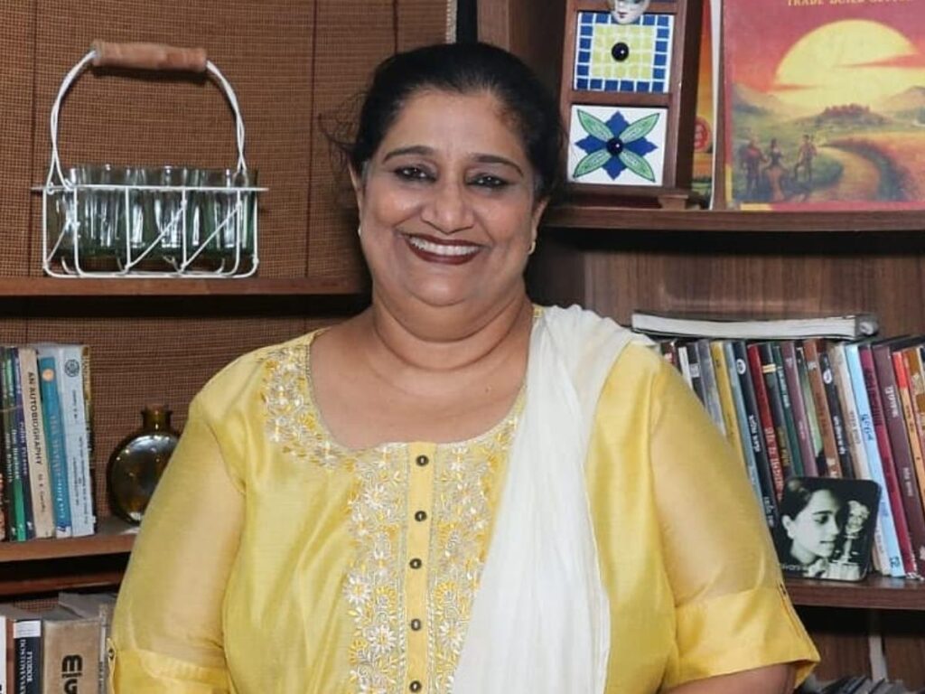  Seema Pahwa as MLA Prapti Makkad