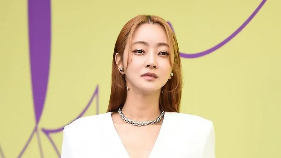 Sungkyunkwan Scandal: Review, Story, Cast, Episodes, Release Date, Budget & More Seo Hyo-rim as Ha Hyo-eun