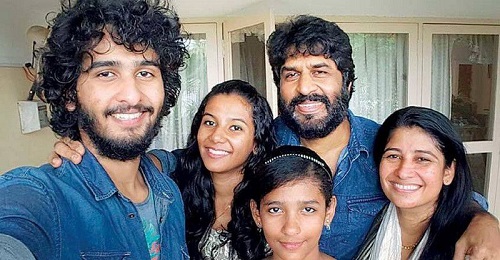 Shane Nigam With His Family