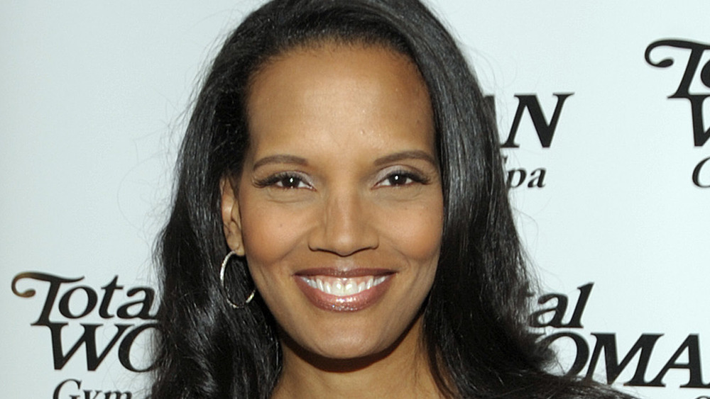 Shari Headley reprises her role of Queen Lisa Joffer