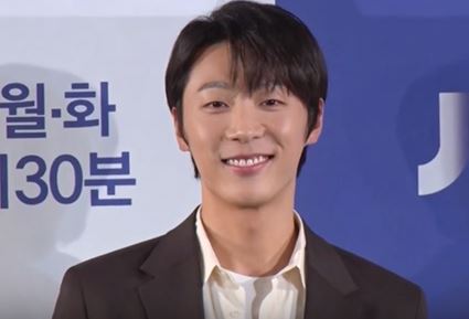 Shin Hyun-soo as Seo Ji-ho