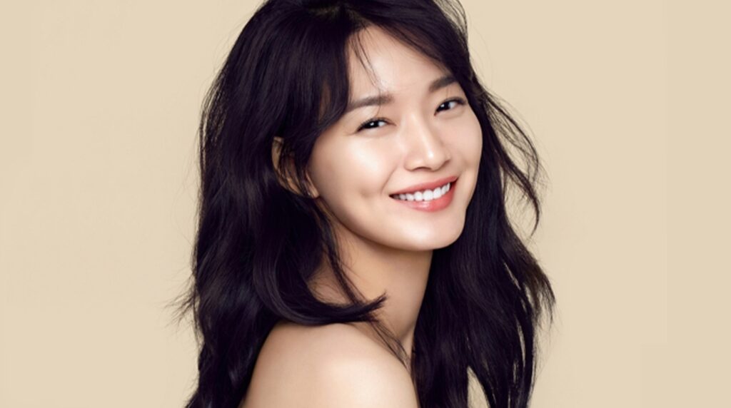 Shin Min-a as Gu Mi-ho/Park Seon-ju/Gil-dal