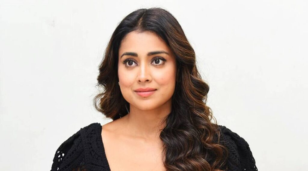 Shriya Saran as Sarojini