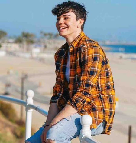 Jentzen Ramirez Biography, Height, Weight, Age, Movies, Wife, Family