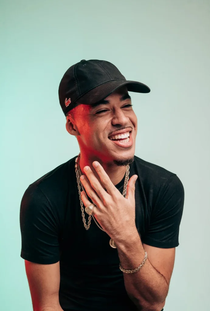 Some Lesser Known Facts About L7nnon