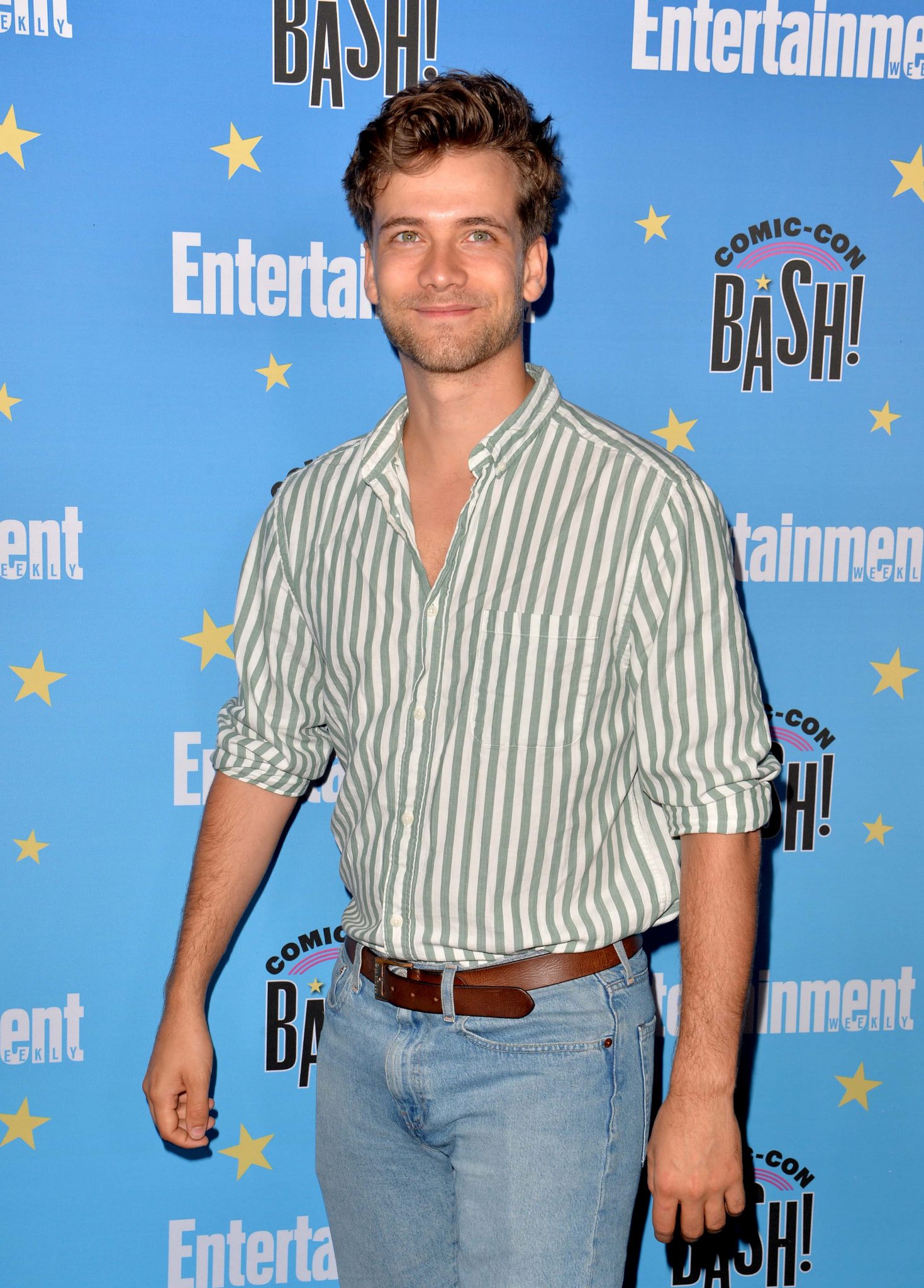 Oliver Dench Biography, Height, Weight, Age, Movies, Wife, Family ...