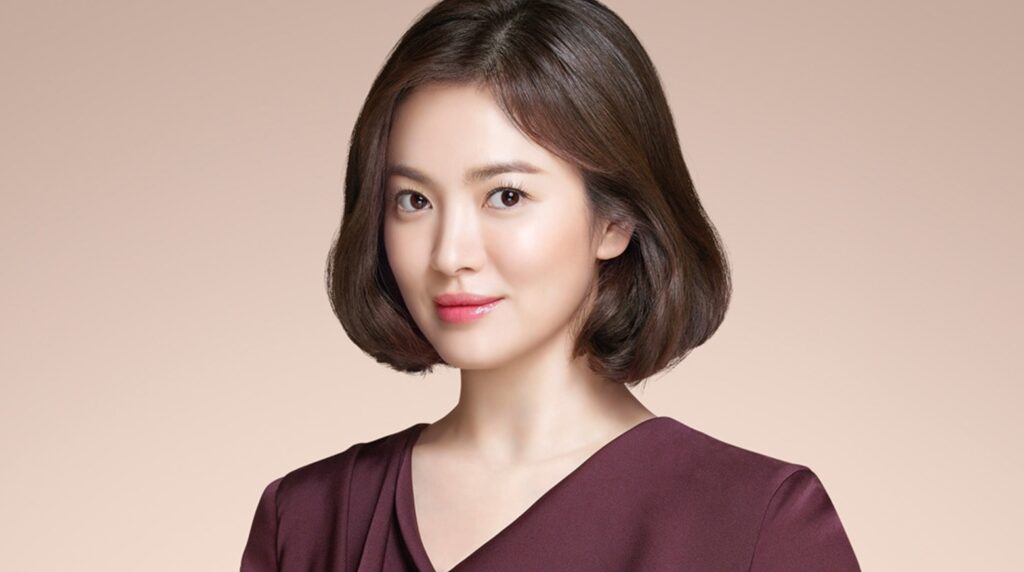 Autumn in My Heart: Review, Story, Cast, Episodes, Release Date, Budget & More Song Hye-kyo as Yoon/Choi Eun-suh