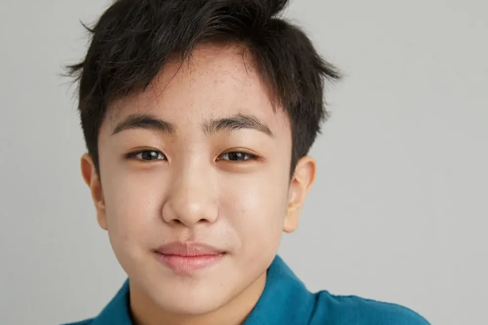 One Spring Night: Review, Story, Cast, Episodes, Release Date, Budget & More Song Seung-hwan as Lee Tae-hak