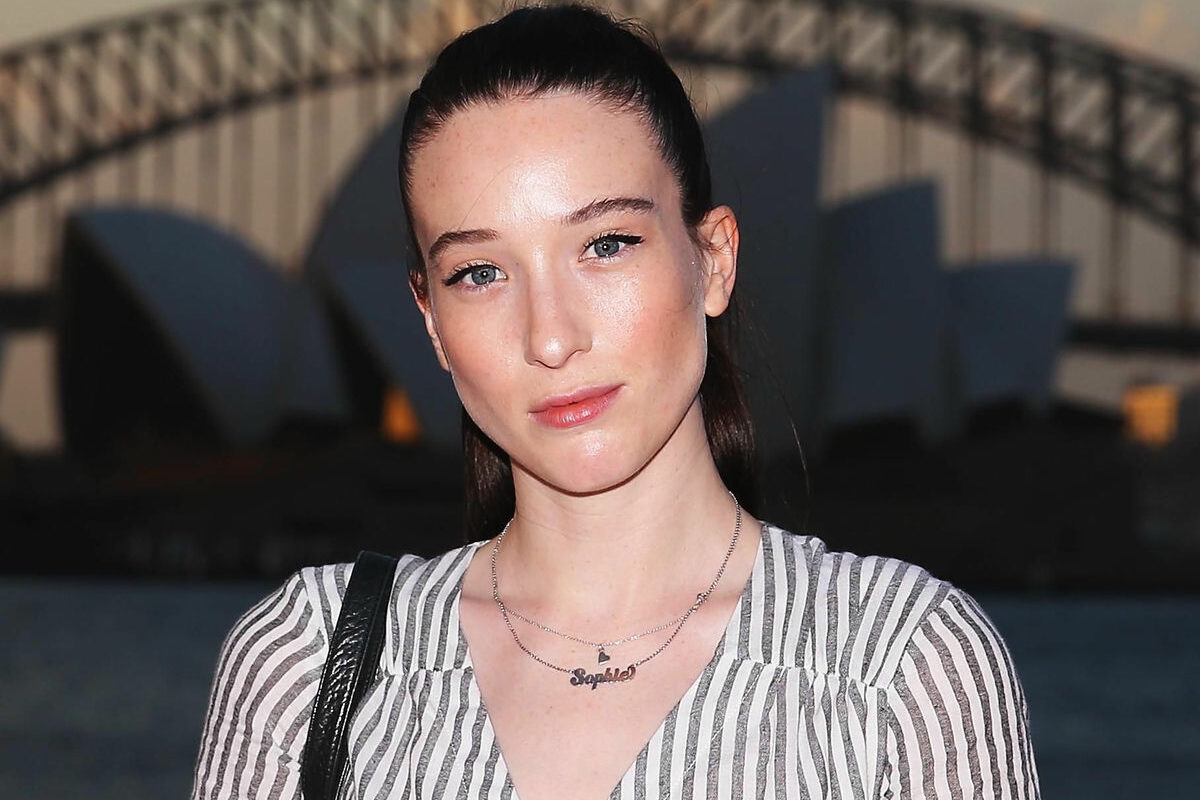 Sophie Lowe as Lena Winship