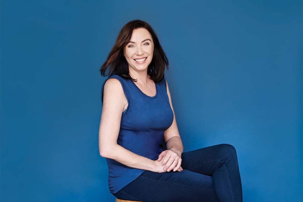 Stephanie Courtney Biography, Height, Weight, Age, Movies, Husband, Family, Salary, Net Worth, Facts & More