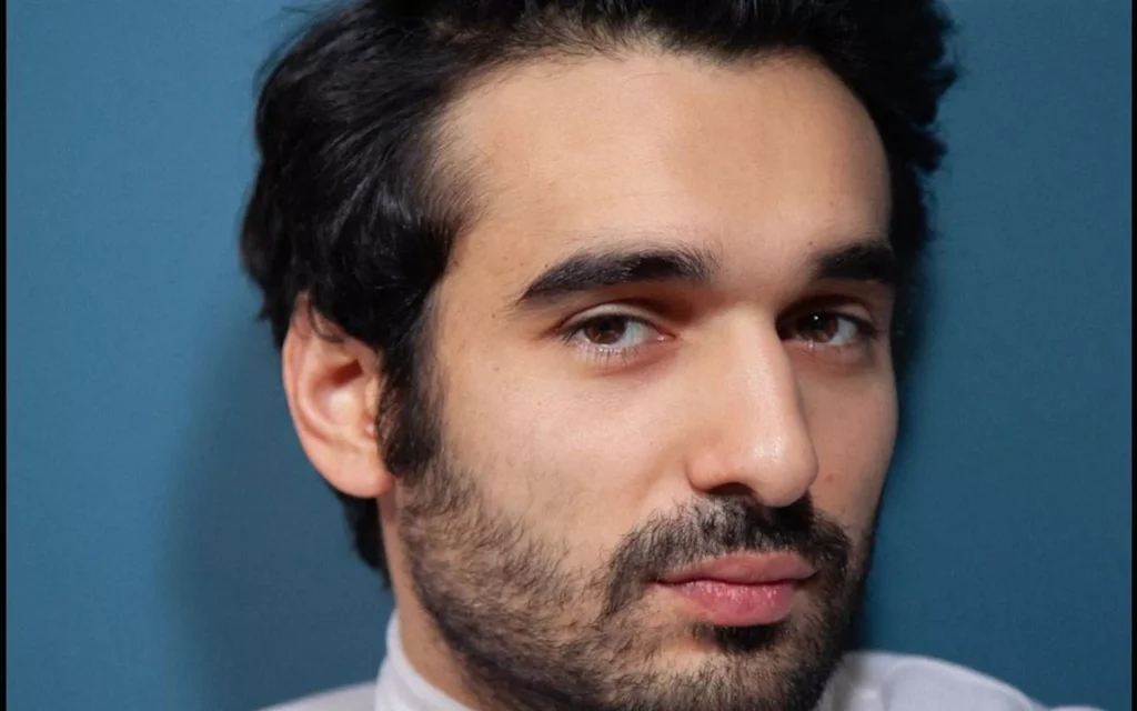 Syrus Shahidi as Antoine Ben Smires