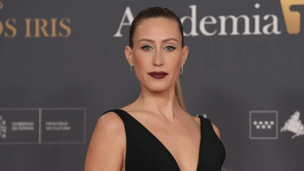 Teresa Riott as Nerea